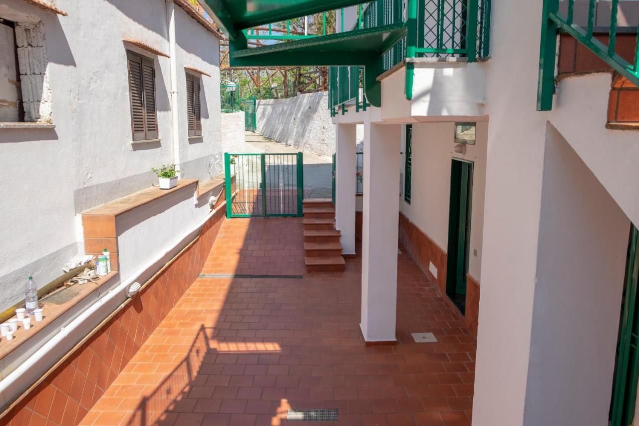 B&B Casa Vacanza Cioffi Vico Equense Buitenkant foto